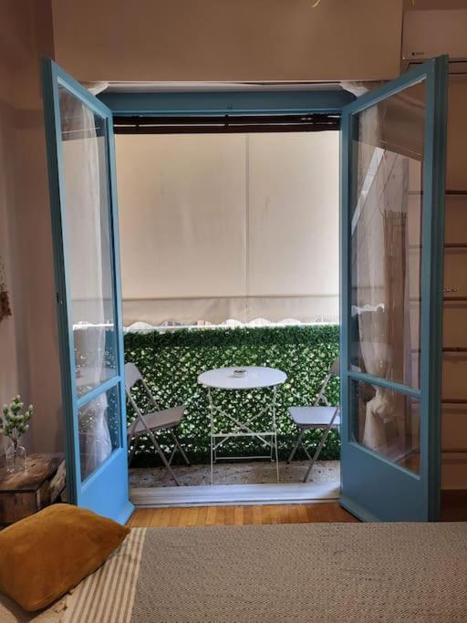 Viva La Frida Boho Apartment In Central Athens Exterior photo
